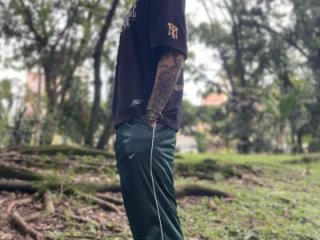 giannis090 live webcam thumbnail