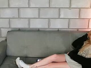 giorgiavalenkova live webcam thumbnail