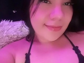 girlasian_hairy live webcam thumbnail
