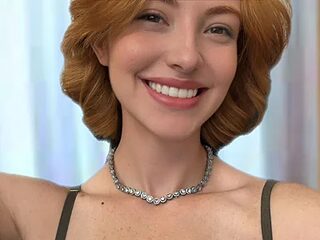 girlsmilee live webcam thumbnail