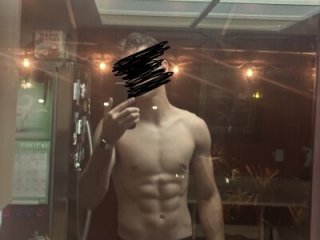 girthyclimber12 live webcam thumbnail