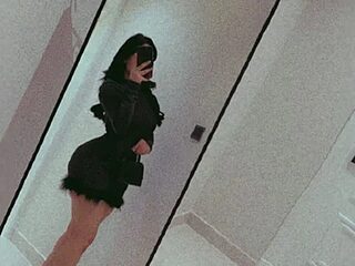 GLAMOURk live webcam thumbnail