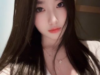 Gloomy_naomimisora live webcam thumbnail