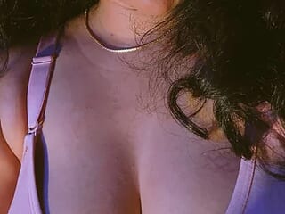 Glorious_Bhabhi live webcam thumbnail