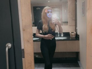 Glowing_Elegant_Tessa live webcam thumbnail