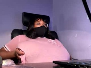 glitter_bunny live webcam thumbnail