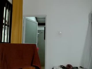 glitter_doll live webcam thumbnail