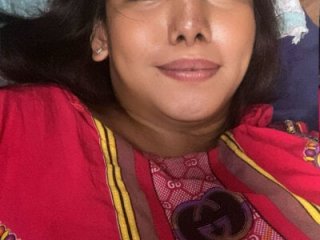 GoddessPrincess143 live webcam thumbnail