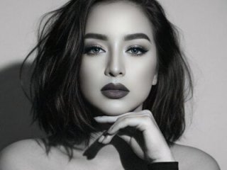 GoddessTransContessa live webcam thumbnail