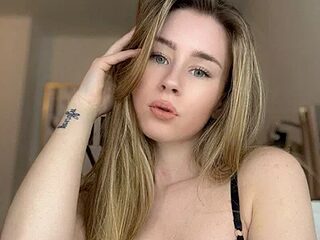 GoldenHoney live webcam thumbnail