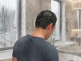 Golden_Leo_Bobby live webcam thumbnail