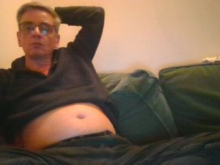 GorgeousMarketer live webcam thumbnail