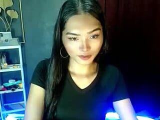 goddessvina7068 live webcam thumbnail