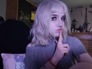 godlikegirlyy live webcam thumbnail
