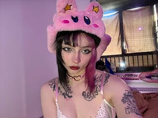 gothfaceJPG live webcam thumbnail