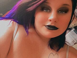 gothicfreakmachine live webcam thumbnail