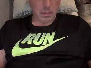 green_knight412369 live webcam thumbnail
