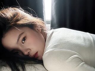 GUGU11211 live webcam thumbnail