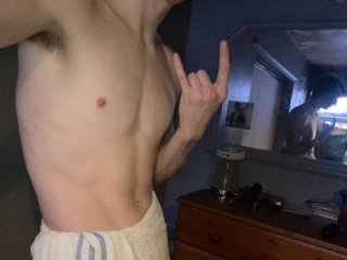 GuyFuckes live webcam thumbnail