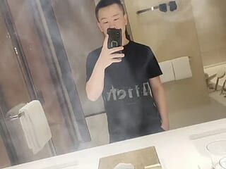 guan0777 live webcam thumbnail