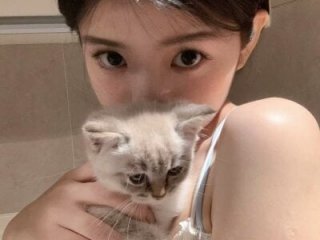 guoguo-77 live webcam thumbnail