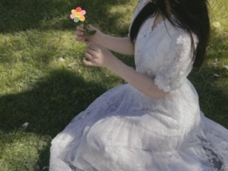 Gwen879 live webcam thumbnail
