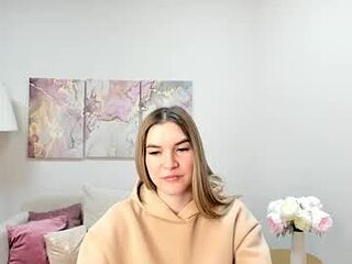 gwensmitt live webcam thumbnail