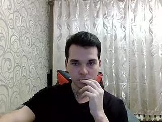 gwinbladee live webcam thumbnail