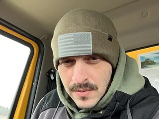 GypsyNova69 live webcam thumbnail