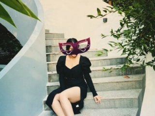 Haanikaur_saavi live webcam thumbnail