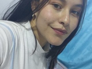 HannaCollins_ live webcam thumbnail