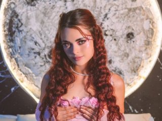 HannaRhodes live webcam thumbnail