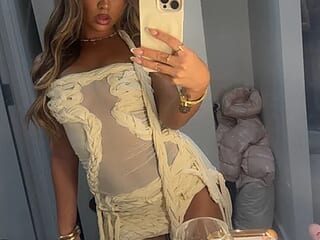Harrietbronzex live webcam thumbnail