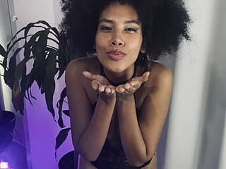 Hayana_Velvet live webcam thumbnail