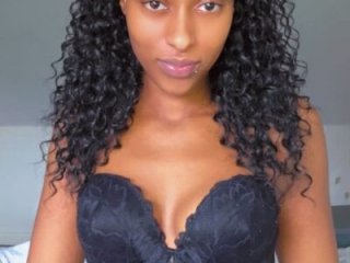 Hazel_Dollxx live webcam thumbnail