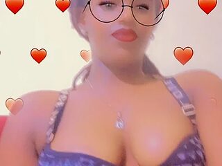 Hazel_blac live webcam thumbnail