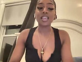 hailey_emma live webcam thumbnail