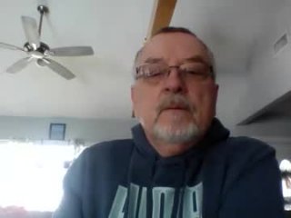 happynudist7373 live webcam thumbnail