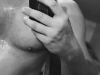 hard_pleasure89 live webcam thumbnail