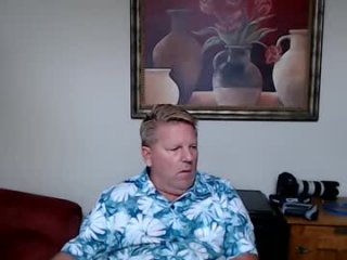 hardblondcouplehawaii live webcam thumbnail