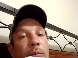 hardintoyou25 live webcam thumbnail