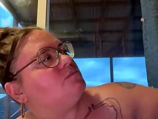 harlequincurve live webcam thumbnail