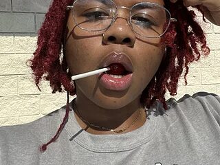 HEARTBREAKBRE live webcam thumbnail