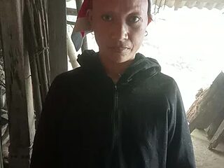 Heli_pusy live webcam thumbnail