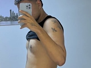 Henry_villa23 live webcam thumbnail