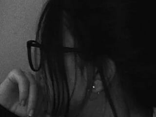 Hey_maira live webcam thumbnail