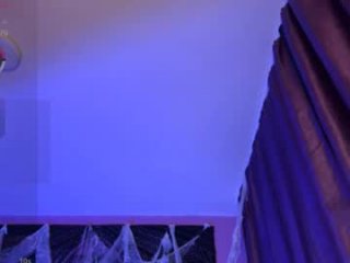 helena__femdom live webcam thumbnail
