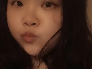 hello098711 live webcam thumbnail