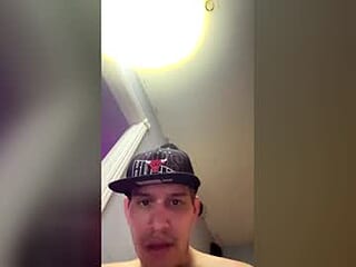 helloooortiz9504 live webcam thumbnail