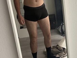 hengst2312 live webcam thumbnail